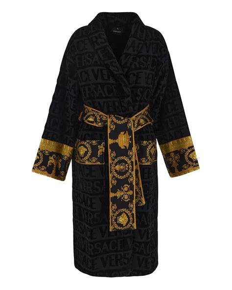 i love baroque bathrobe